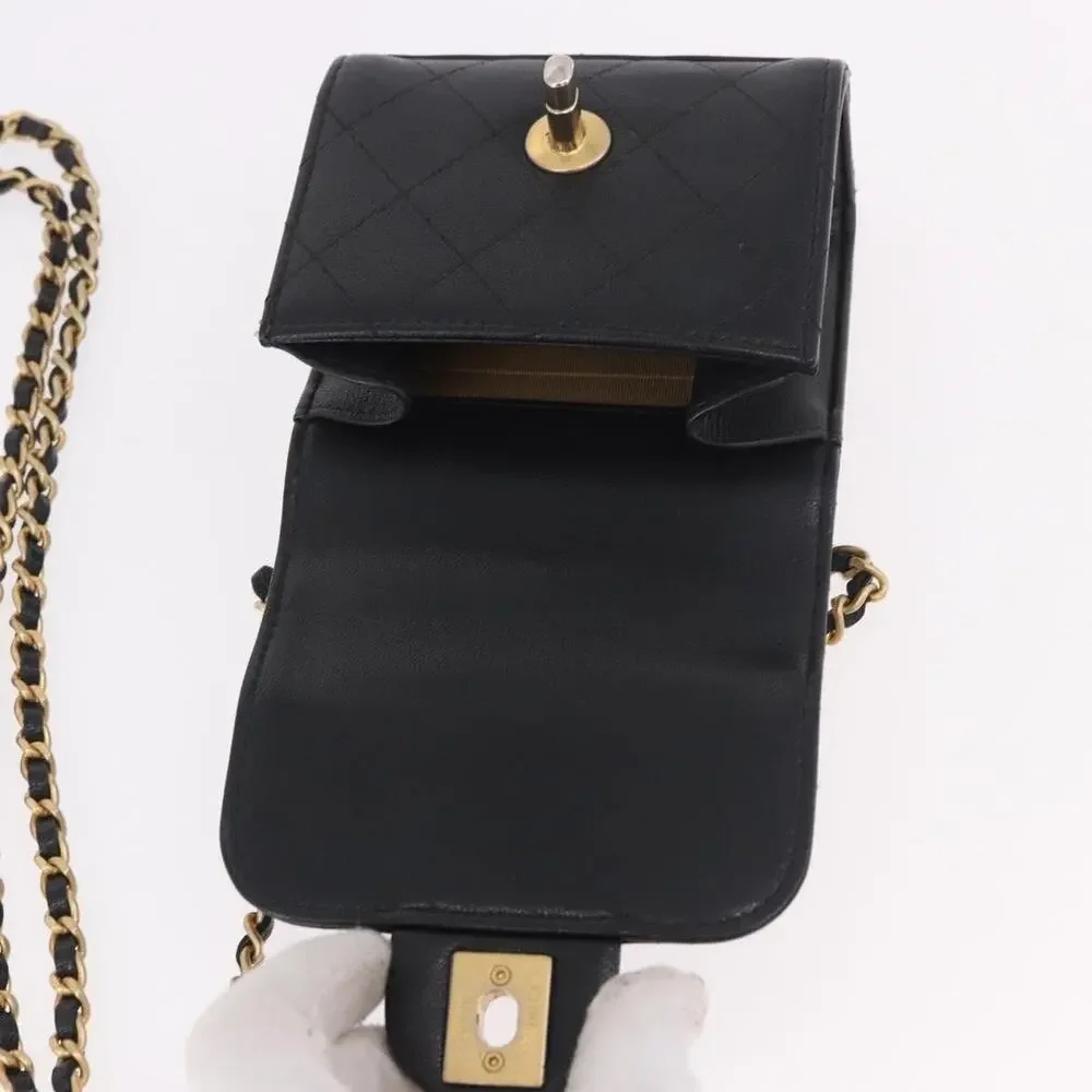 Chanel Matelasse Chain Shoulder Bag Black